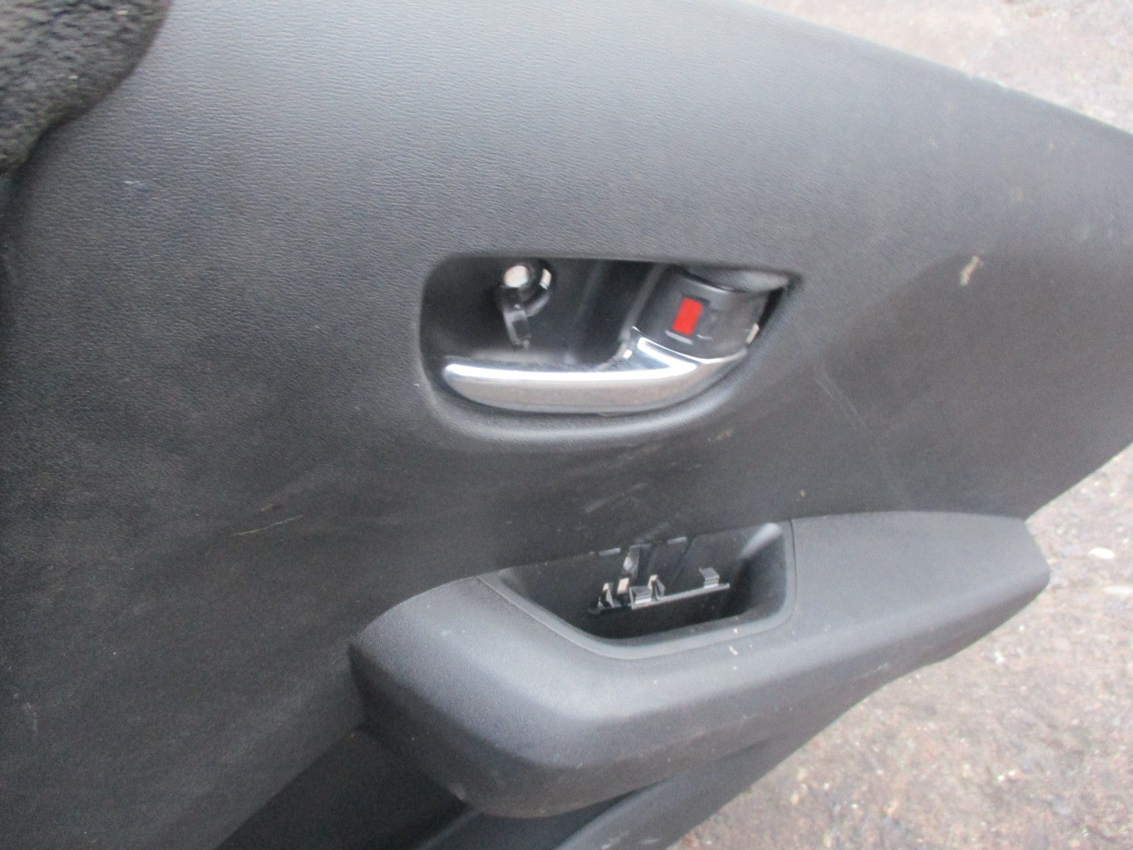 TOYOTA AYGO AB40 MK2 5 DOOR OSR DRIVER SIDE REAR DOOR CARD 676300H020