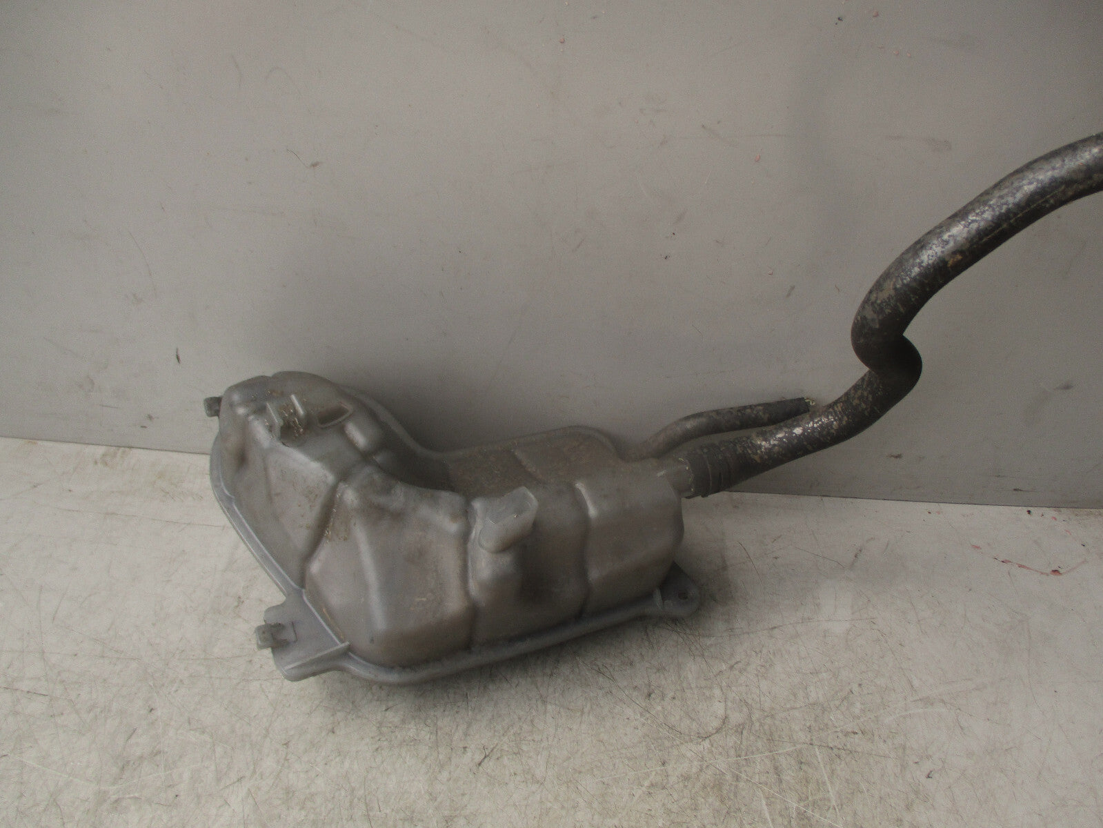 2002 AUDI A6 C5 4B COOLANT EXPANSION HEADER  TANK 8E0121403