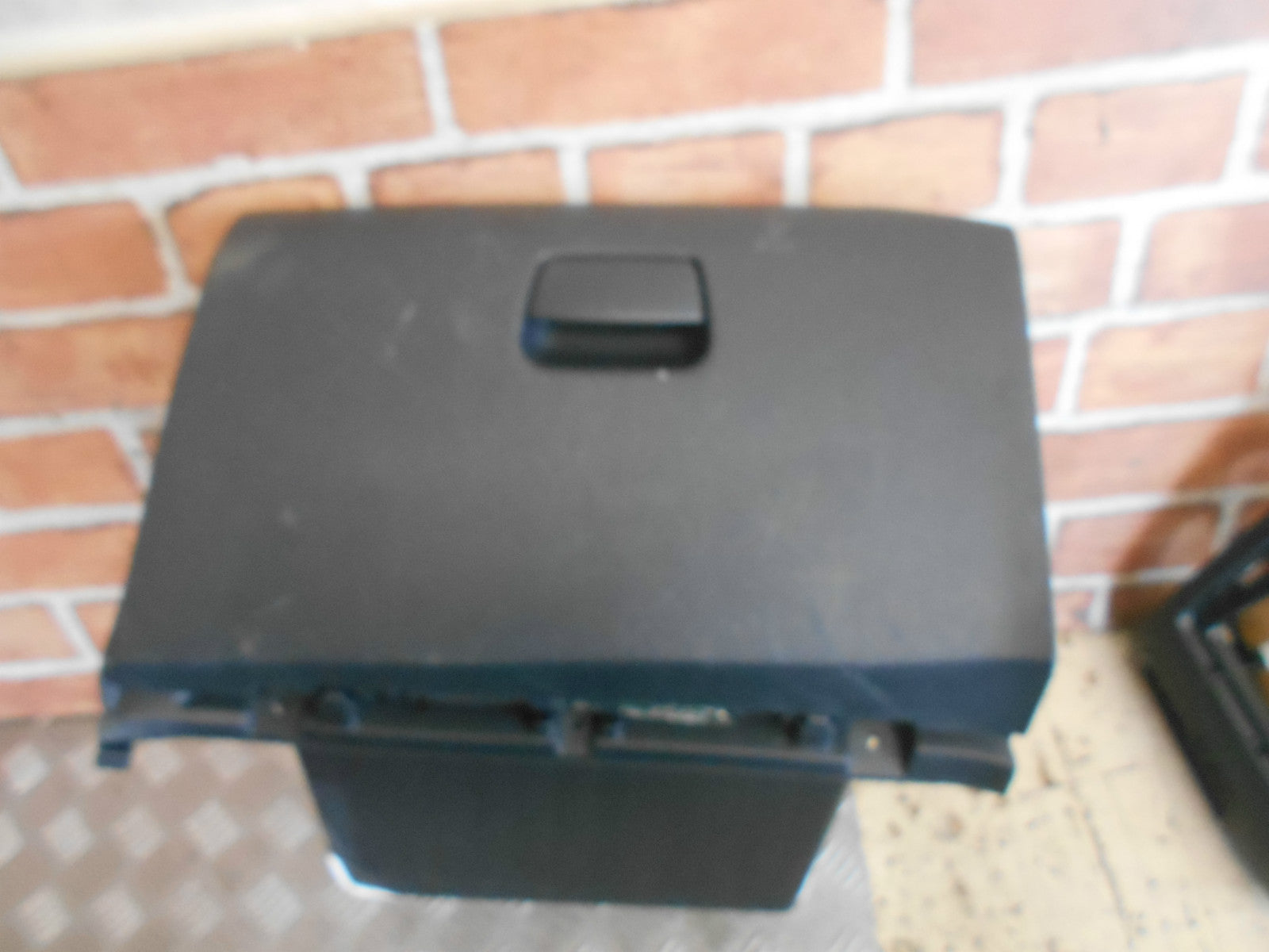 KIA RIO MK3 2015 INTERIOR STORAGE GLOVEBOX GLOVE BOX  84512-1W910