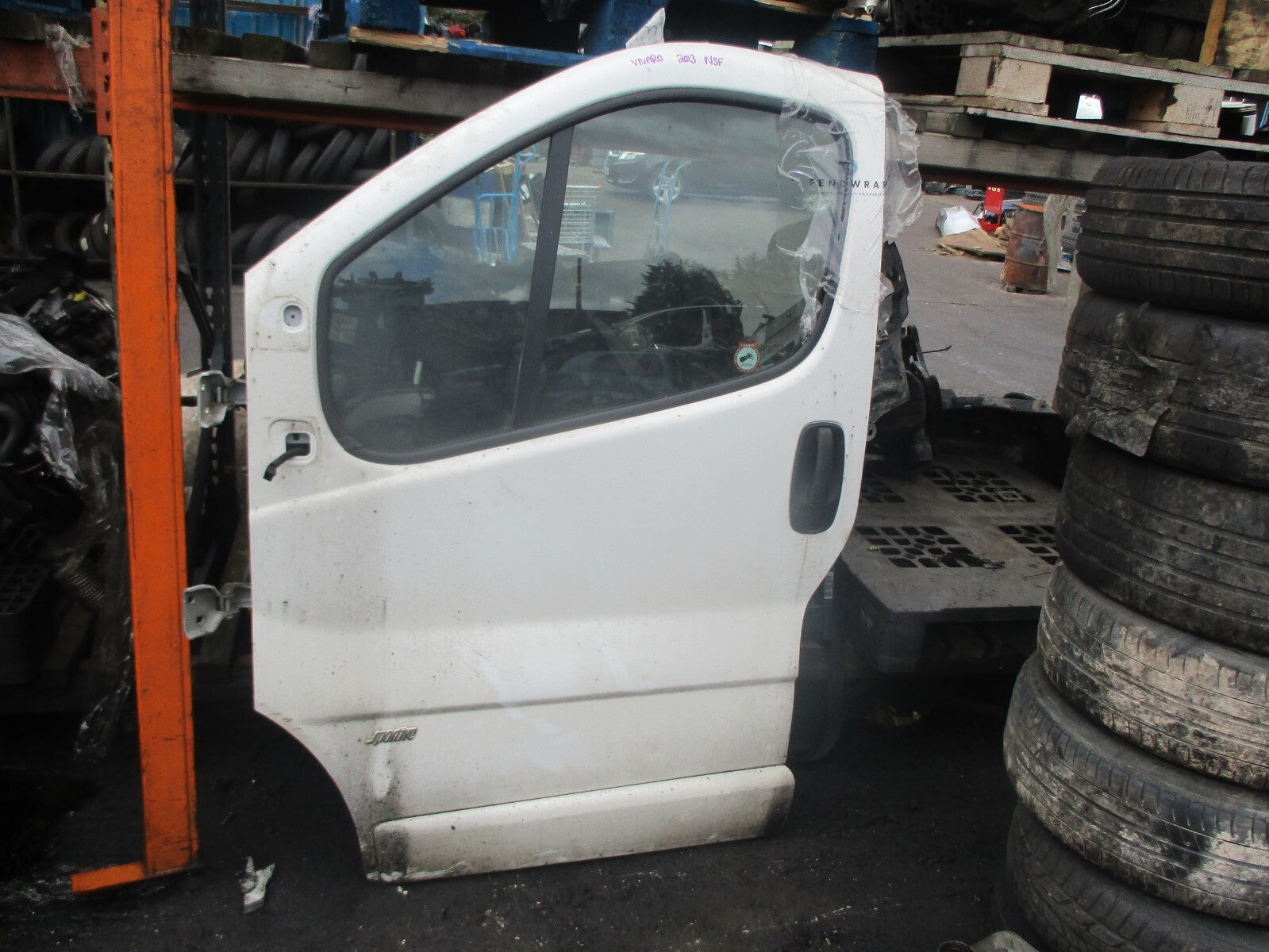VAUXHALL VIVARO 2013 NSF PASSENGER SIDE FRONT COMPLETE DOOR WHITE