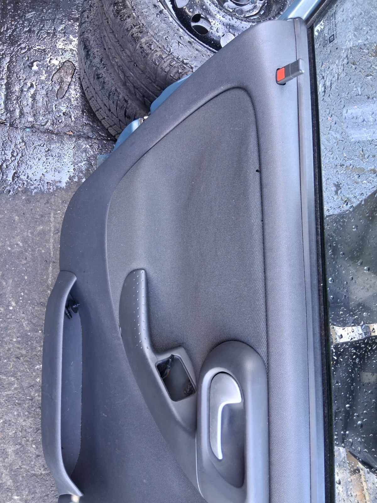 2006 VAUXHALL CORSA C NSF PASSENGER SIDE FRONT LEFT COMPLETE DOOR BLUE