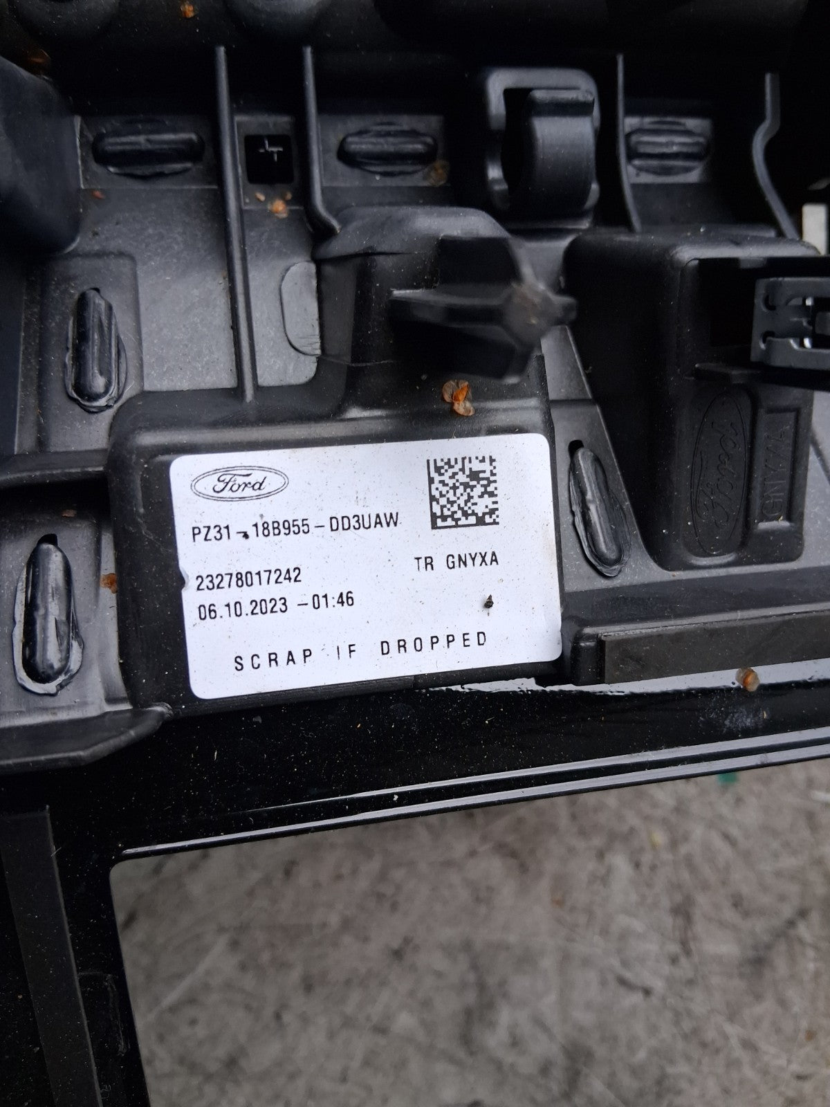 2024 FORD TRANSIT CUSTOM MK2 DISPLAY SCREEN TRIM METAL FRAME PZ3118B955DD3UAW
