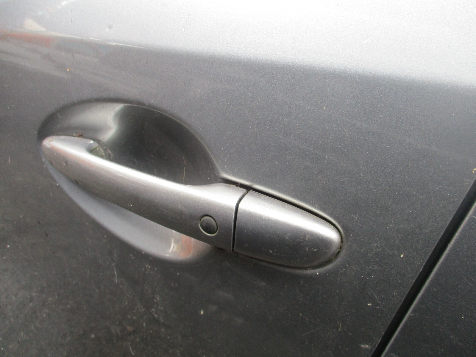 2013 MAZDA CX 5 MK1 NSF PASSENGER SIDE FRONT EXTERIOR DOOR HANDLE SILVER P38