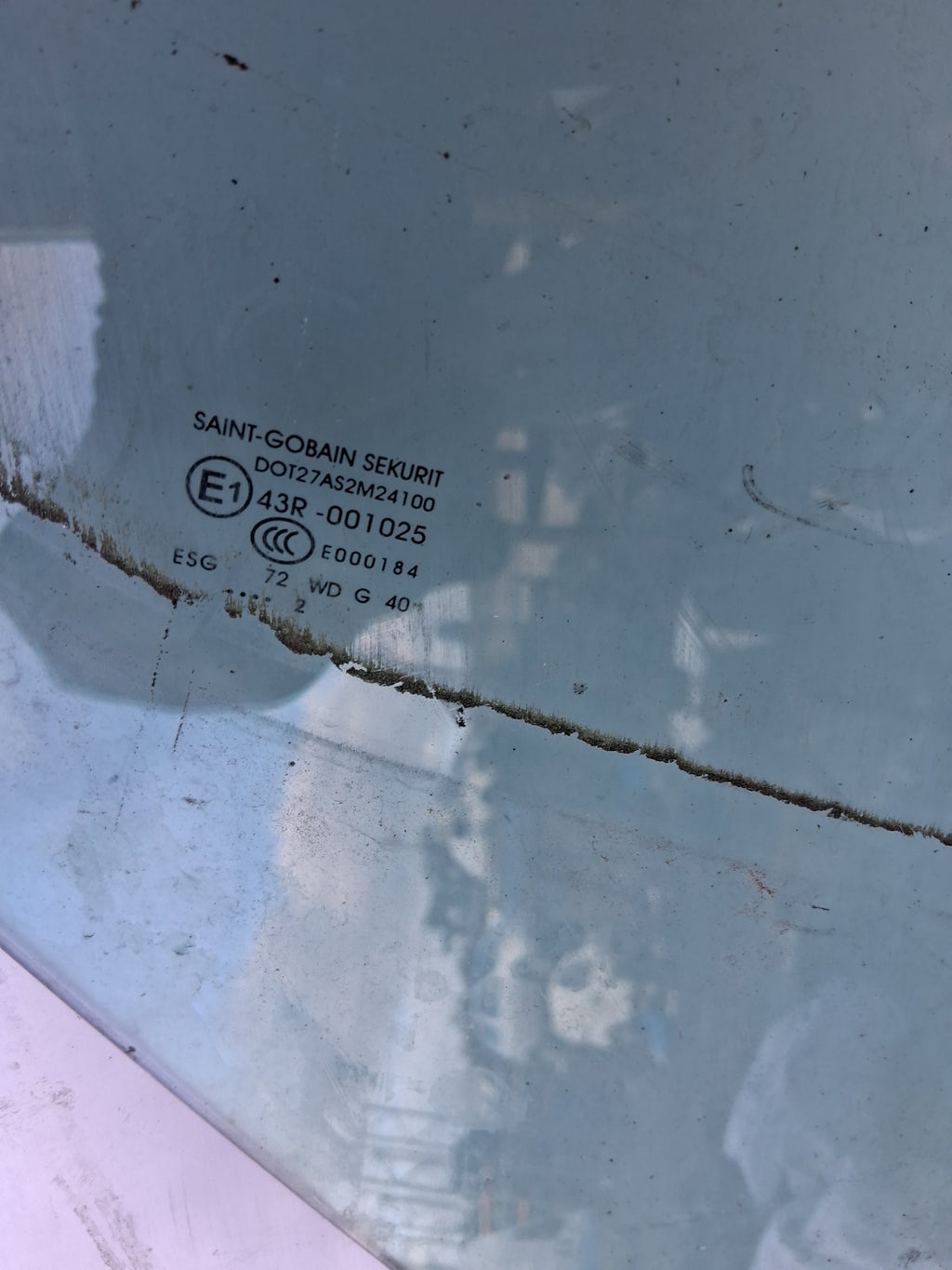 2021 MERCEDES BENZ A CLASS W177 OSF DRIVER SIDE FRONT WINDOW GLASS A1777253800
