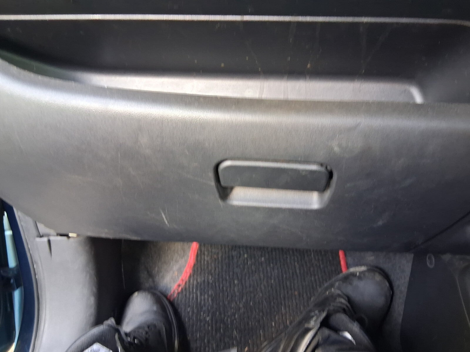 2016 MITSUBISHI MIRAGE MK6 DASHBOARD GLOVE BOX STORAGE COMPARTMENT