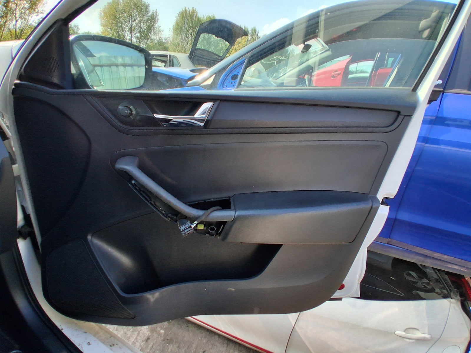 SEAT TOLEDO MK4 2018 HATCH OSF DRIVER SIDE FRONT DOOR CARD PANEL