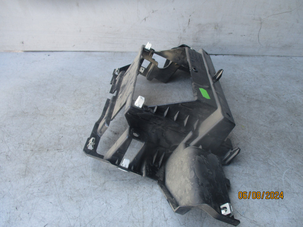 2020 MERCEDES BENZ SPRINTER W907 RADIO DISPLAY COVER  A9108270600