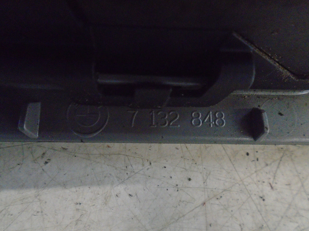 BMW 3 SERIES E90 2010 OSF FRONT DRIVER SIDE AIR VENT 7132848