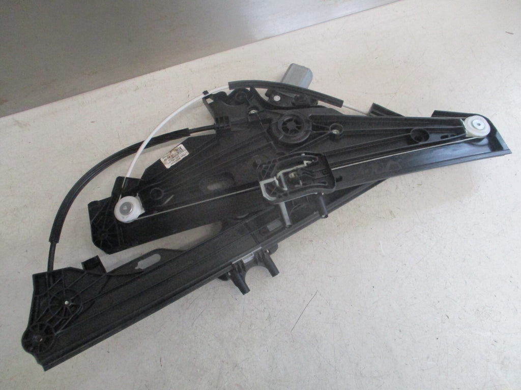 2023 VAUXHALL ASTRA L MK8 NSF PASSENGER FRONT WINDOW MOTOR REGULATOR 9830815080