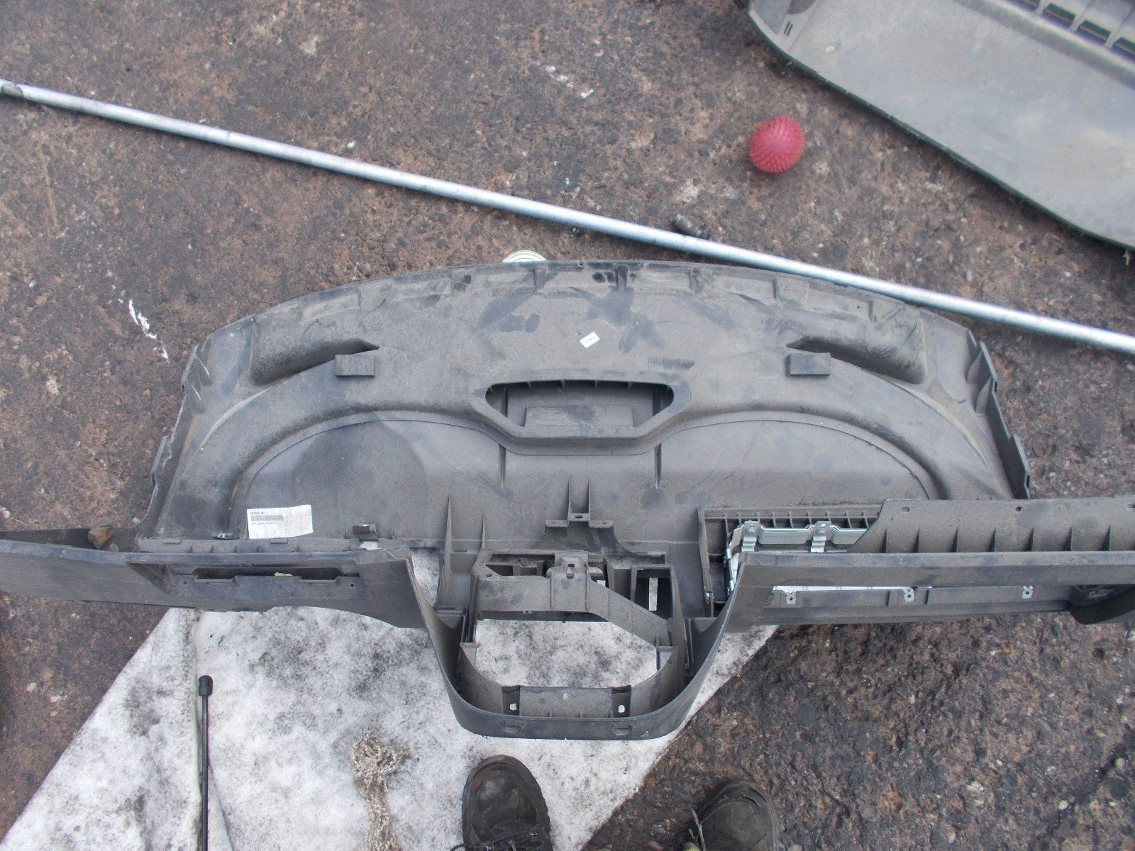 VOLKSWAGEN FOX DASHBOARD 5Z2857003