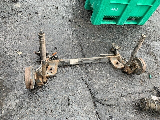 RENAULT TWINGO (MK2) COMPLETE REAR AXLE HUBS STRUTS