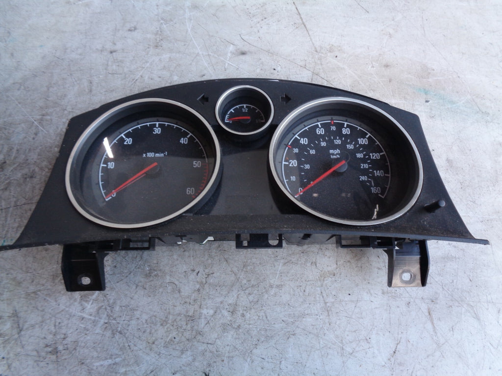 VAUXHALL ZAFIRA B MK2 2006 CDTI SPEEDOMETER INSTRUMENT CLUSTER 13216664