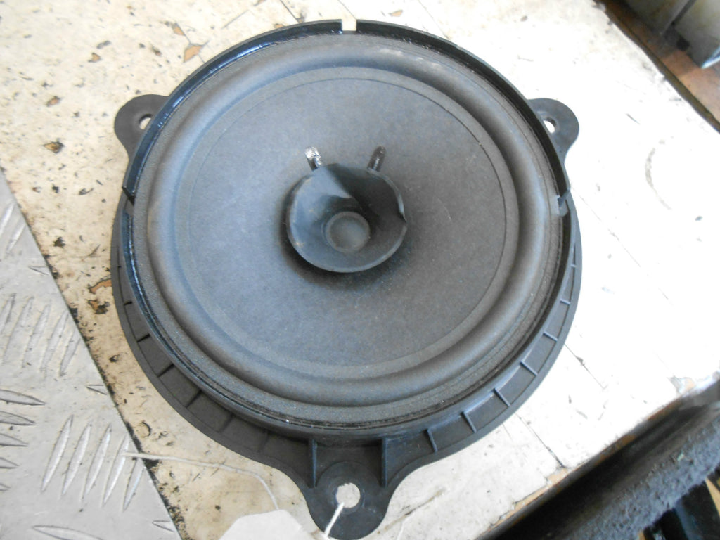 NISSAN NOTE E12 2015 OSR DRIVER SIDE REAR AUDIO SPEAKER DRIVER 28156BR00A