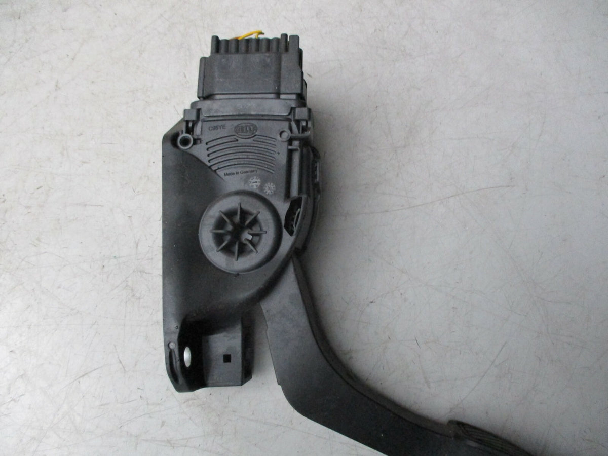 FORD FIESTA MK7 1.25 2017 ELECTRONIC ACCELERATOR THROTTLE PEDAL 8V21-9F836-AC