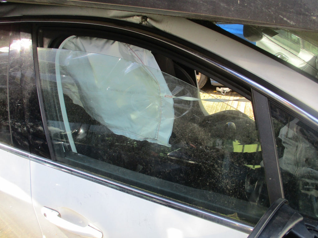 PEUGEOT 208 2017 5 DOOR OSF DRIVER SIDE FRONT DOOR WINDOW GLASS