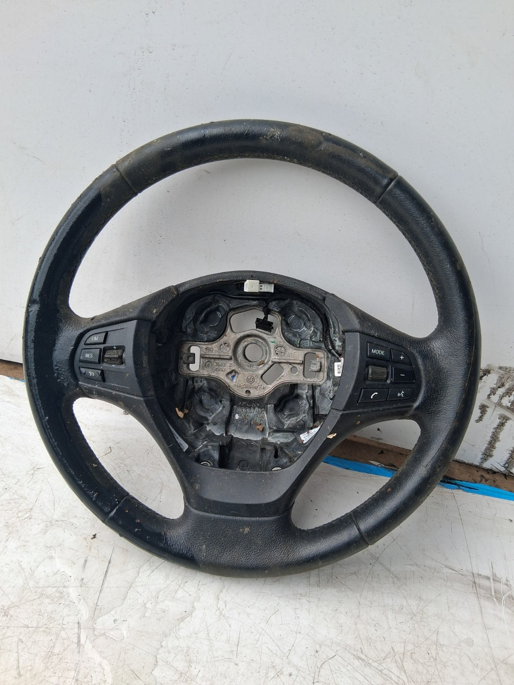 2014 BMW 3 SERIES F30 3 SPOKE MULTIFUNCTION LEATHER STEERING WHEEL