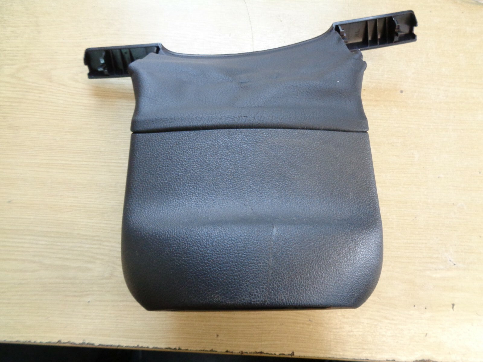 VW VOLKSWAGEN 2015 MK7 GOLF STEERING COLUMN COVER CAP COVER 5G0858565A