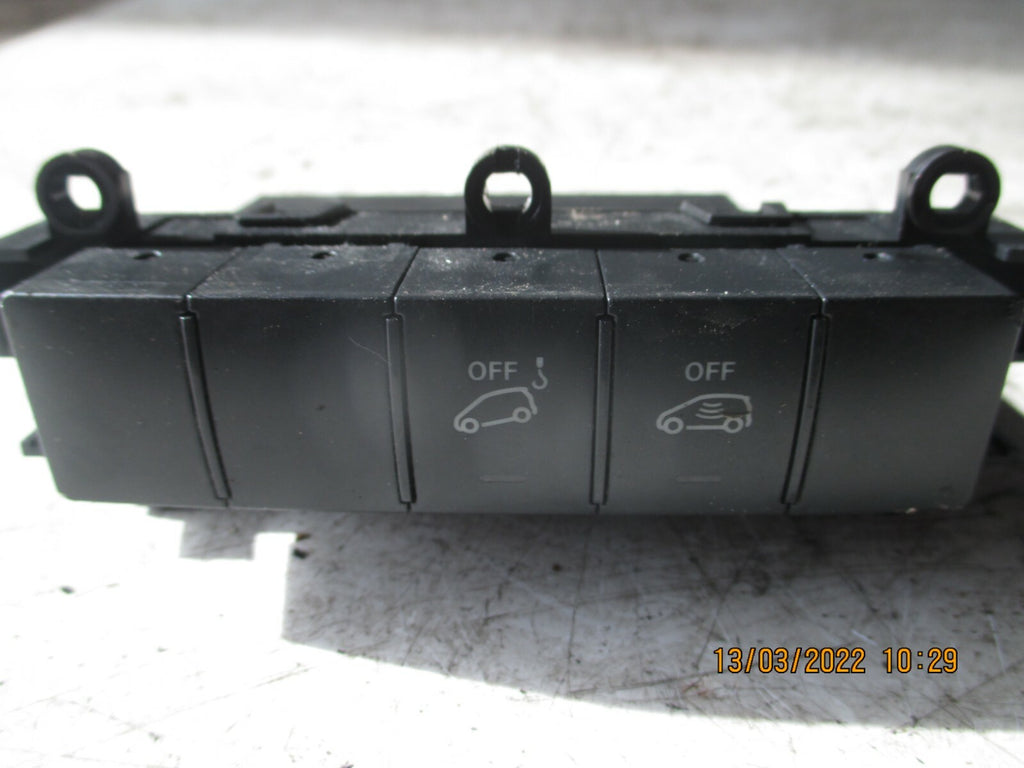 MERCEDES A CLASS 2007 W169 ALARM TOW MODE SWITCH 1698208410