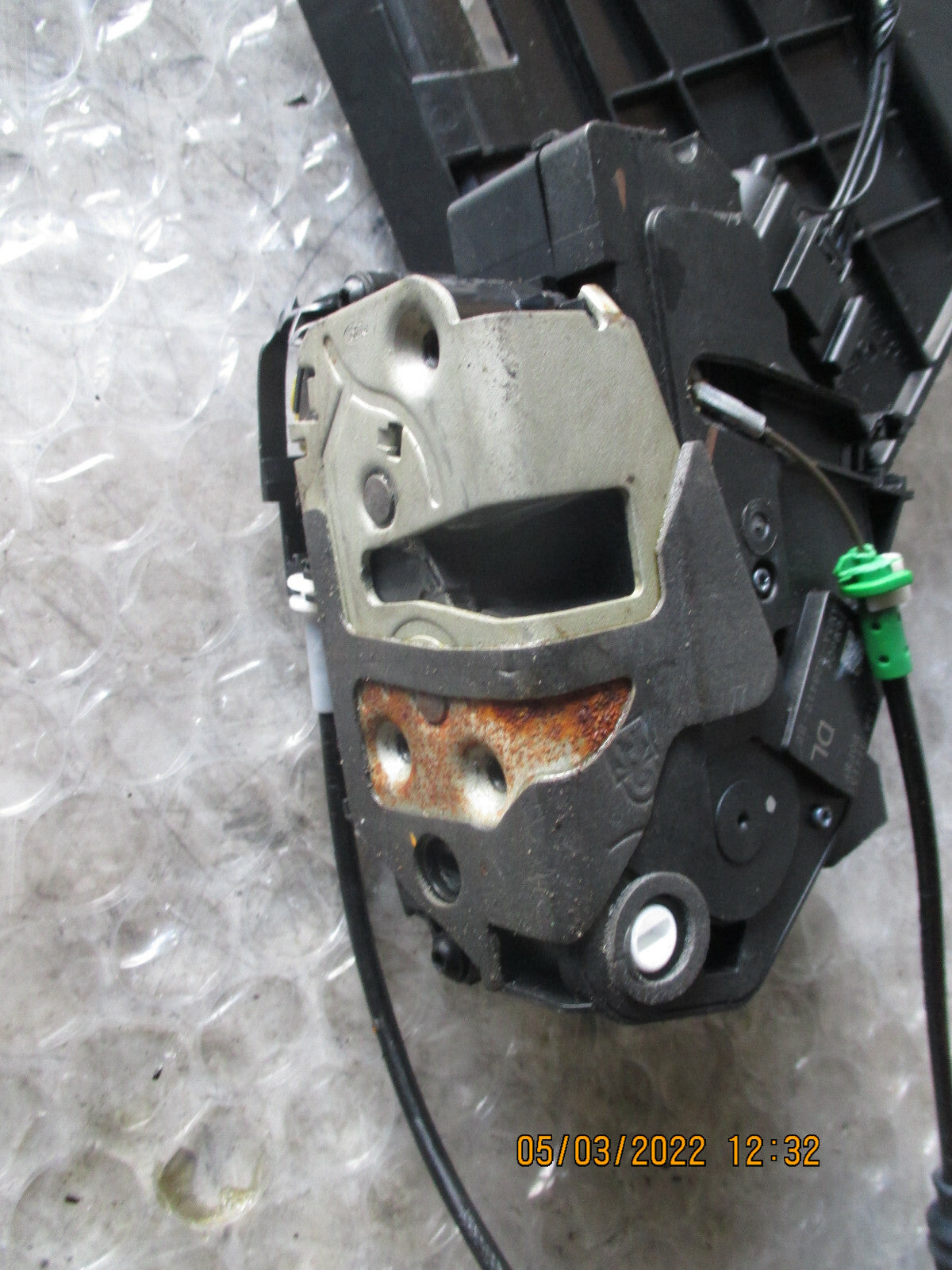 FORD FIESTA 2016 MK7 OSR REAR DRIVER SIDE DOOR LOCK MECHANISM 8A61A264A52