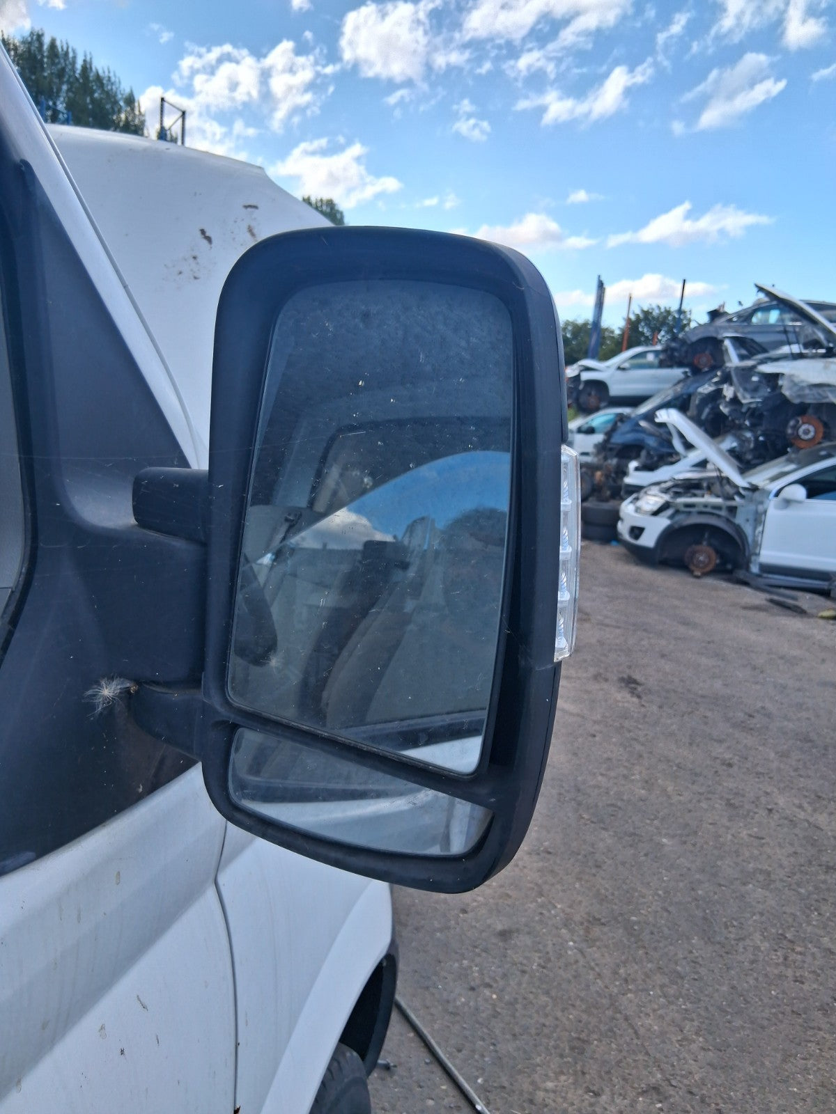 2020 SAIC LDV V80 OSF DRIVER SIDE FRONT RIGHT WING MIRROR BLACK
