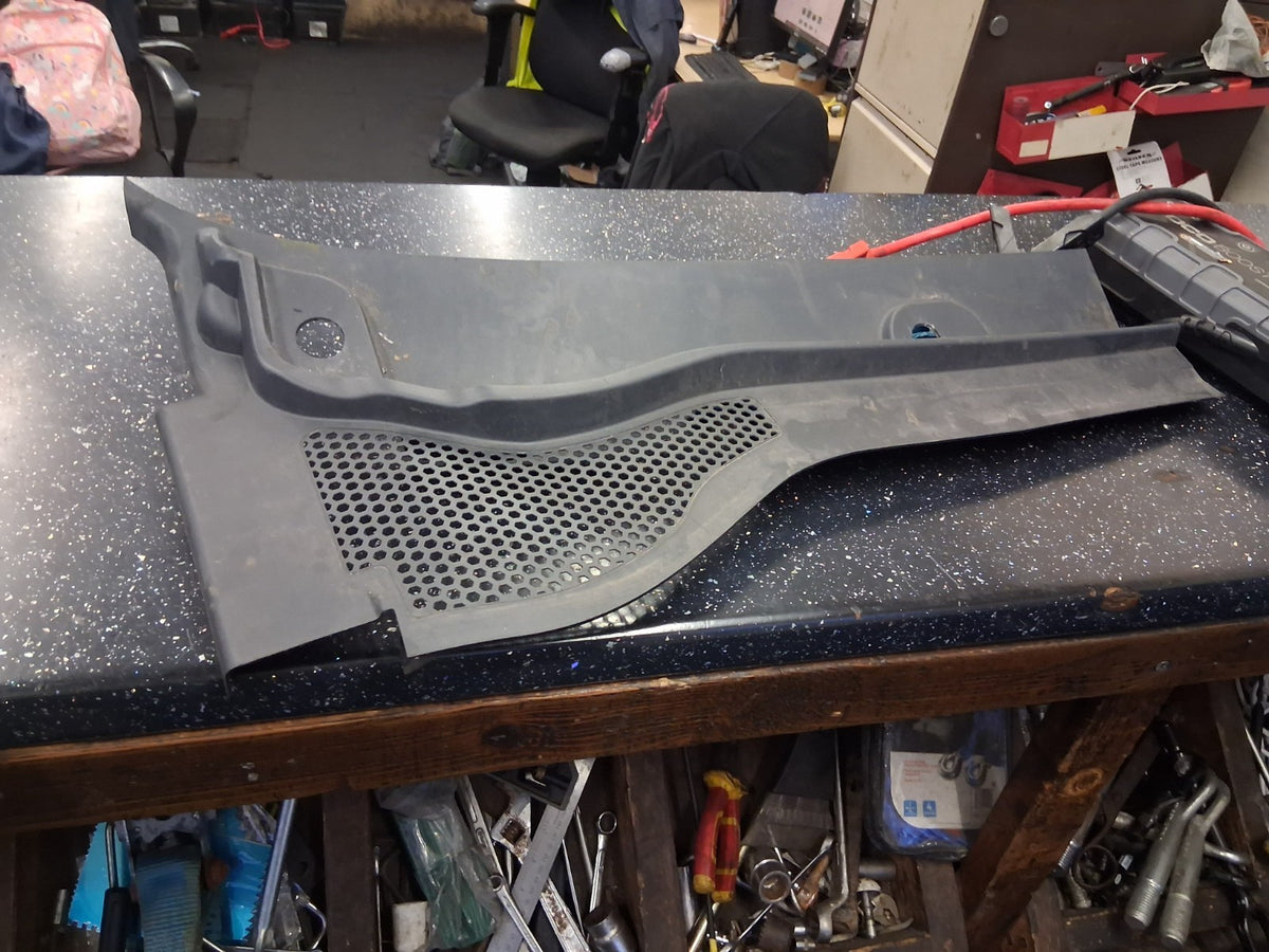 2022 SEAT LEON  MK4 OS DRIVER SIDE RIGHT SCUTTLE PANEL 5FB819404A