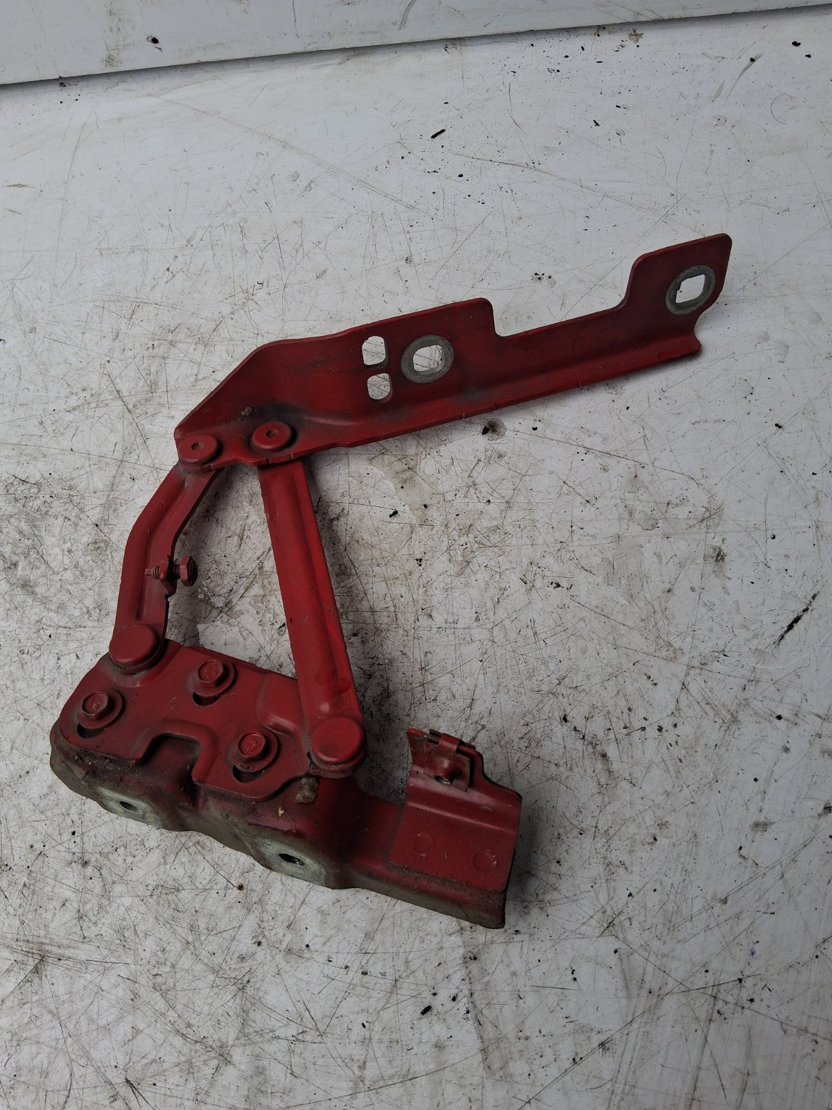 2013 VAUXHALL ASTRA J NSF NEAR LEFT PASSENGER SIDE FRONT BONNET HINGE 20879203