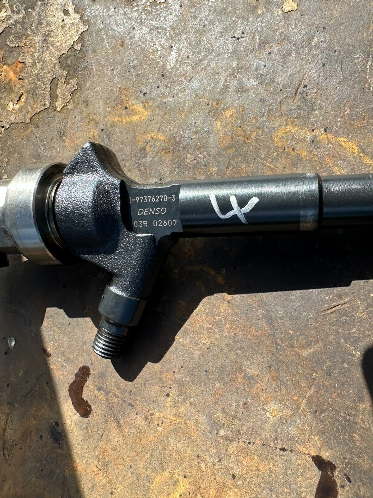2012 VAUXHALL ZAFIRA 1.7 DIESEL FUEL INJECTOR DENSO 97376270 REF4