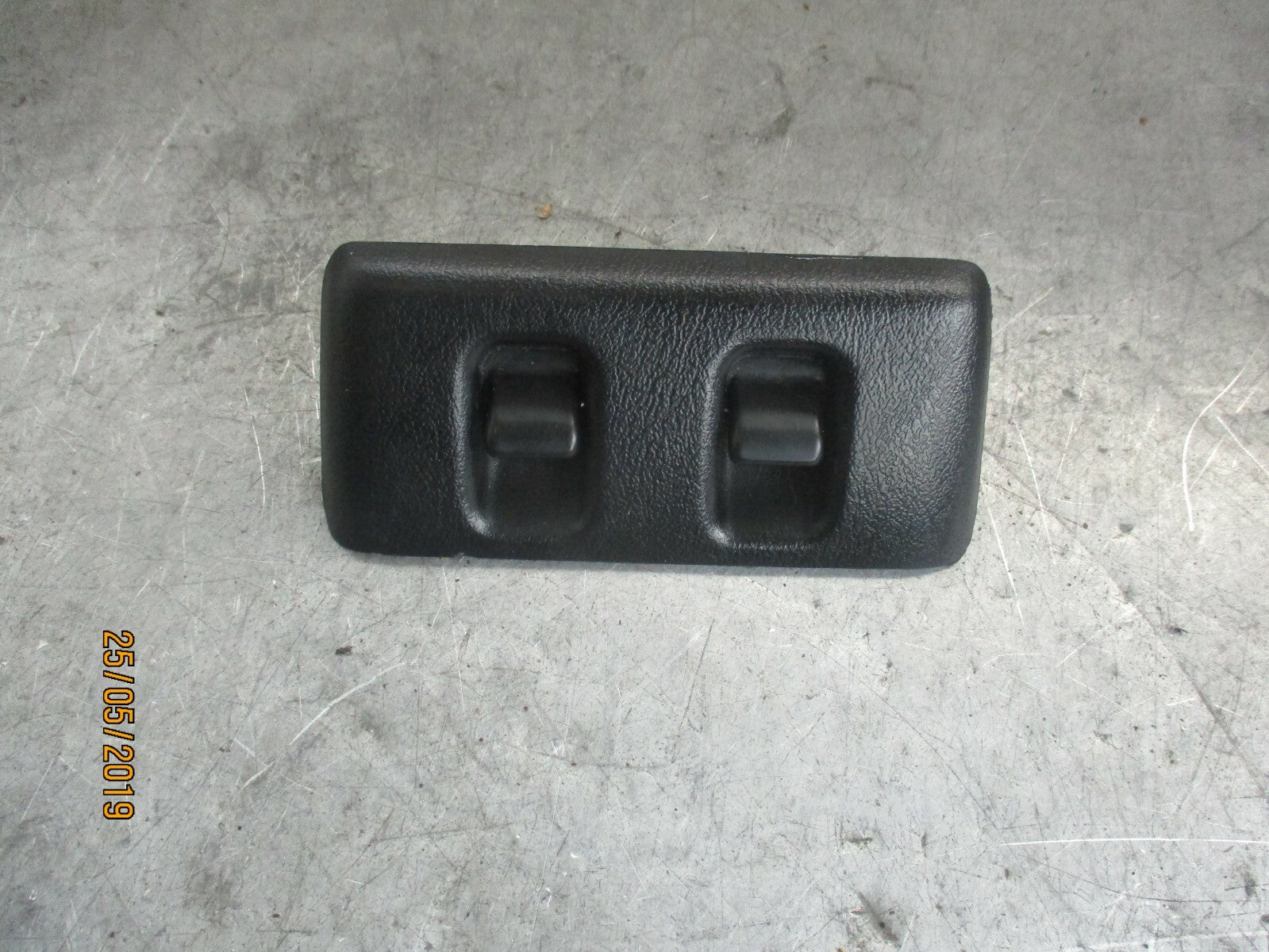 ROVER 25 OSF DRIVER SIDE FRONT WINDOW SWITCHES