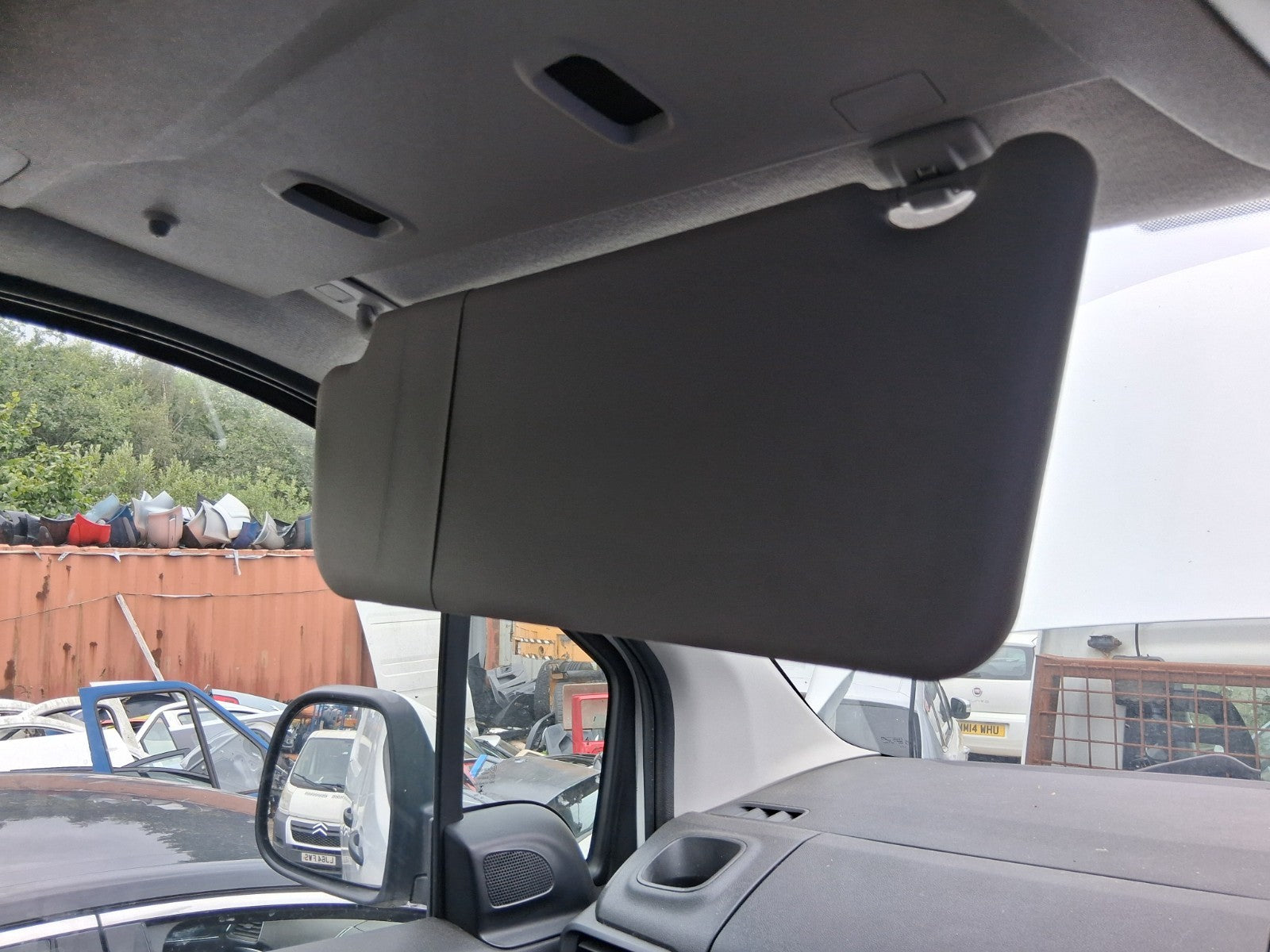 2020 VAUXHALL COMBO E MK4 NSF PASSENGER SIDE FRONT LEFT SUN VISOR SHADE