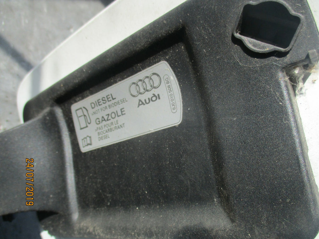 AUDI A3 MK3 8V DIESEL FUEL TANK CAP FLAP WHITE 8V4809906