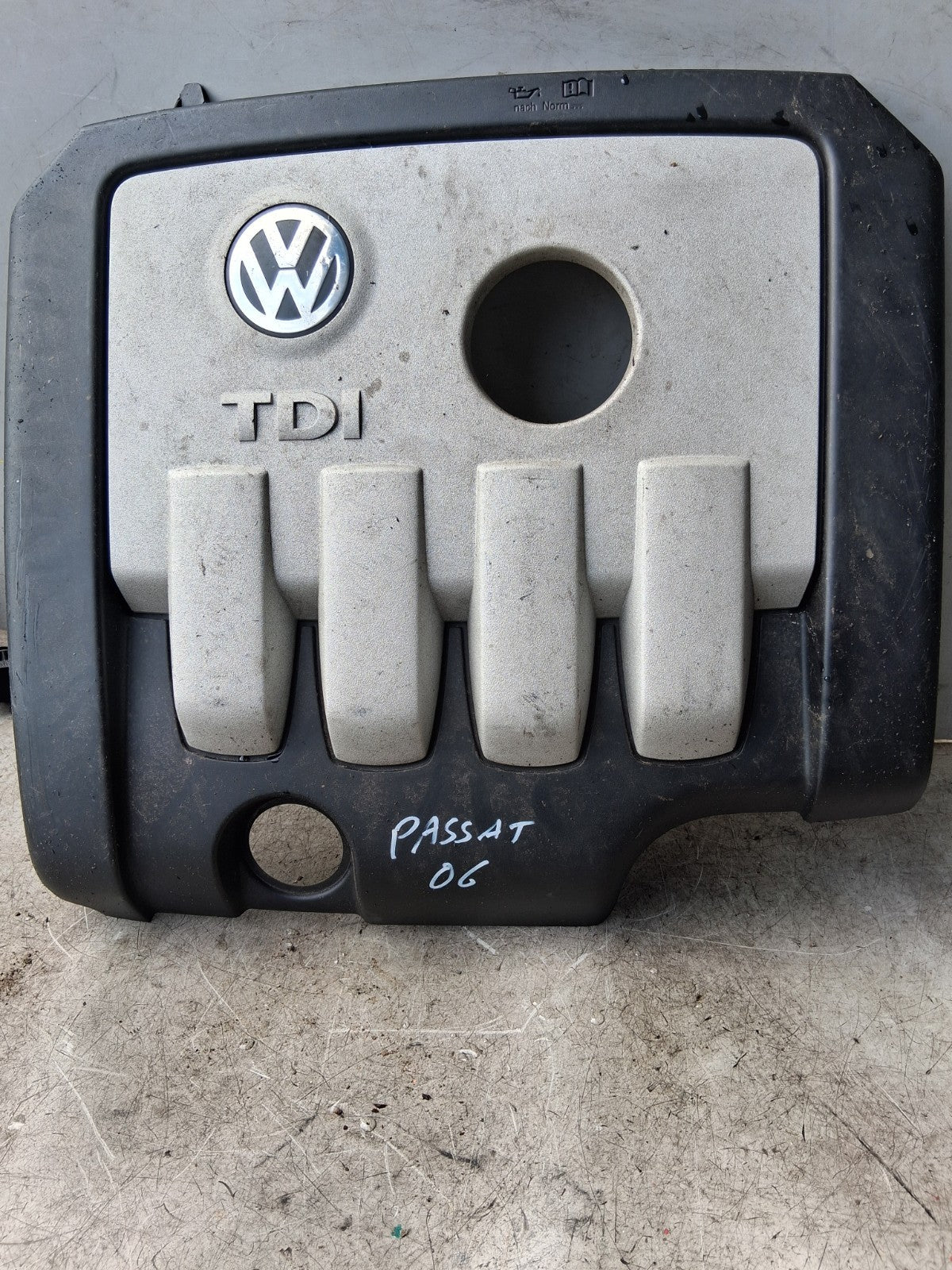 2006 VW VOLKSWAGEN PASSAT B6 ESTATE ENGINE COVER 03C103925