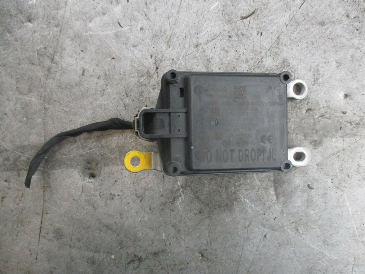 NISSAN QASHQAI J11 (MK2) FRONT BUMPER DISTRONIC SENSOR UNIT 4057146068