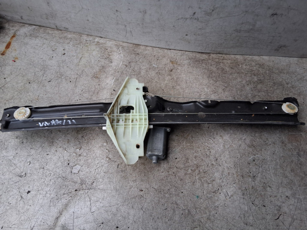 2021 VAUXHALL VIVARO MK3 NSF PASSENGER SIDE WINDOW MOTOR REGULATOR 9829889780