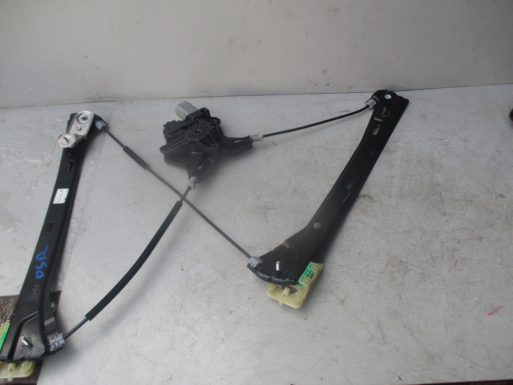 MERCEDES A CLASS W176 OSF DRIVER SIDE FRONT WINDOW REGULATOR & MOTOR A2469063200