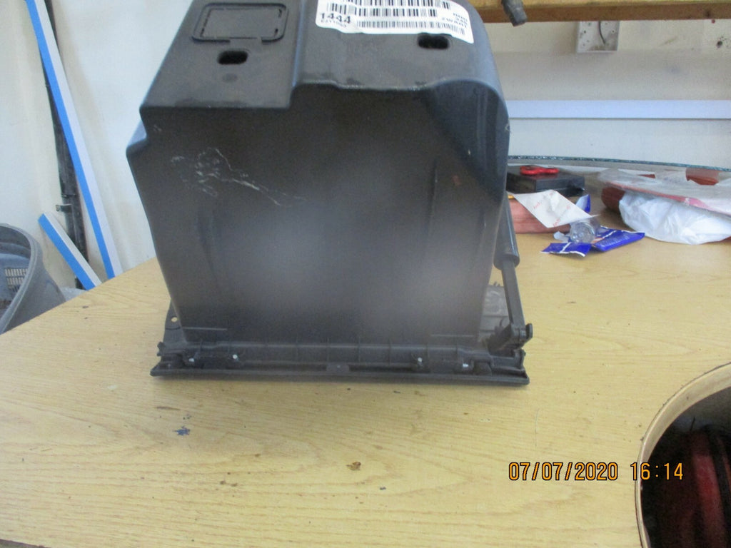 FORD MANDEO MK4 2011 GLOVE BOX IN GREY CS71 A06010