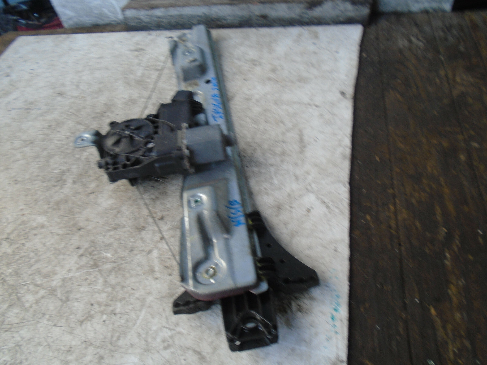 VAUXHALL INSIGNIA A 2014 NSR PASSENGER SIDE REAR WINDOW REGULATOR MOTOR