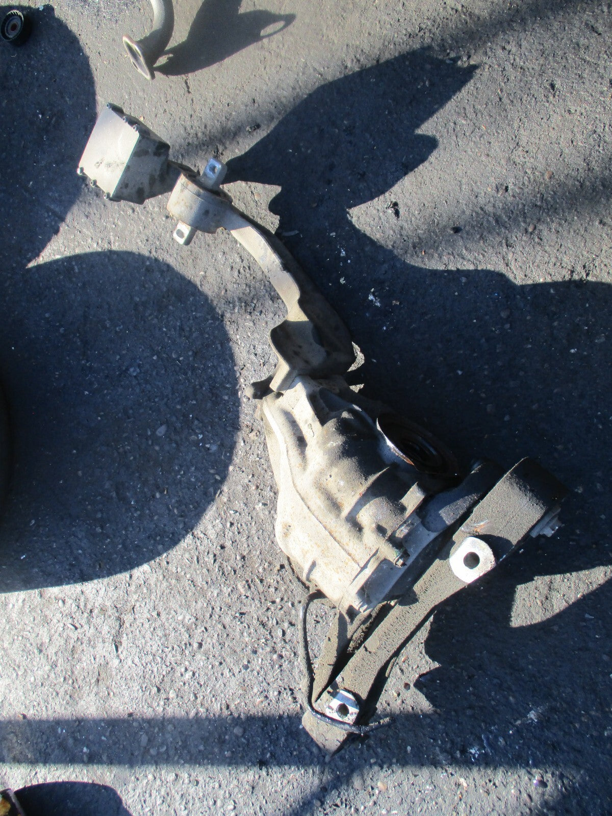 MERCEDES BENZ VITO W639 MK2 2011 2.1 DIESEL REAR DIFF DIFFERENTIAL A6393510105