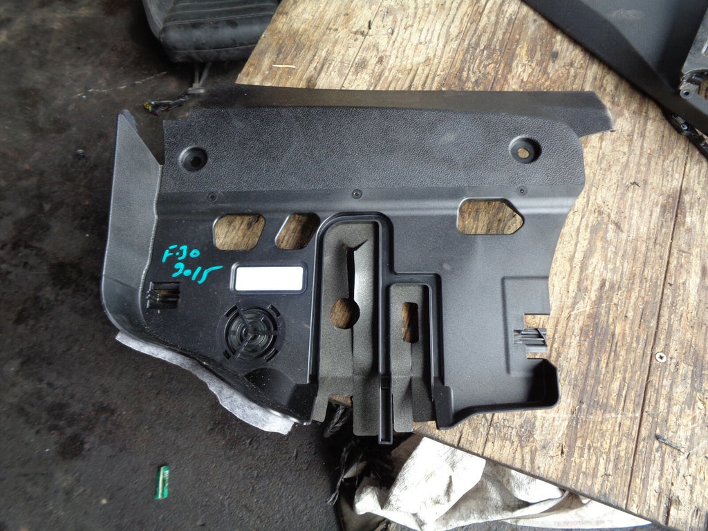 BMW 3 SERIES F30 2015 2.0 DIESEL AUTOMATIC FOOT CONTROL TRIM PANEL 10822910