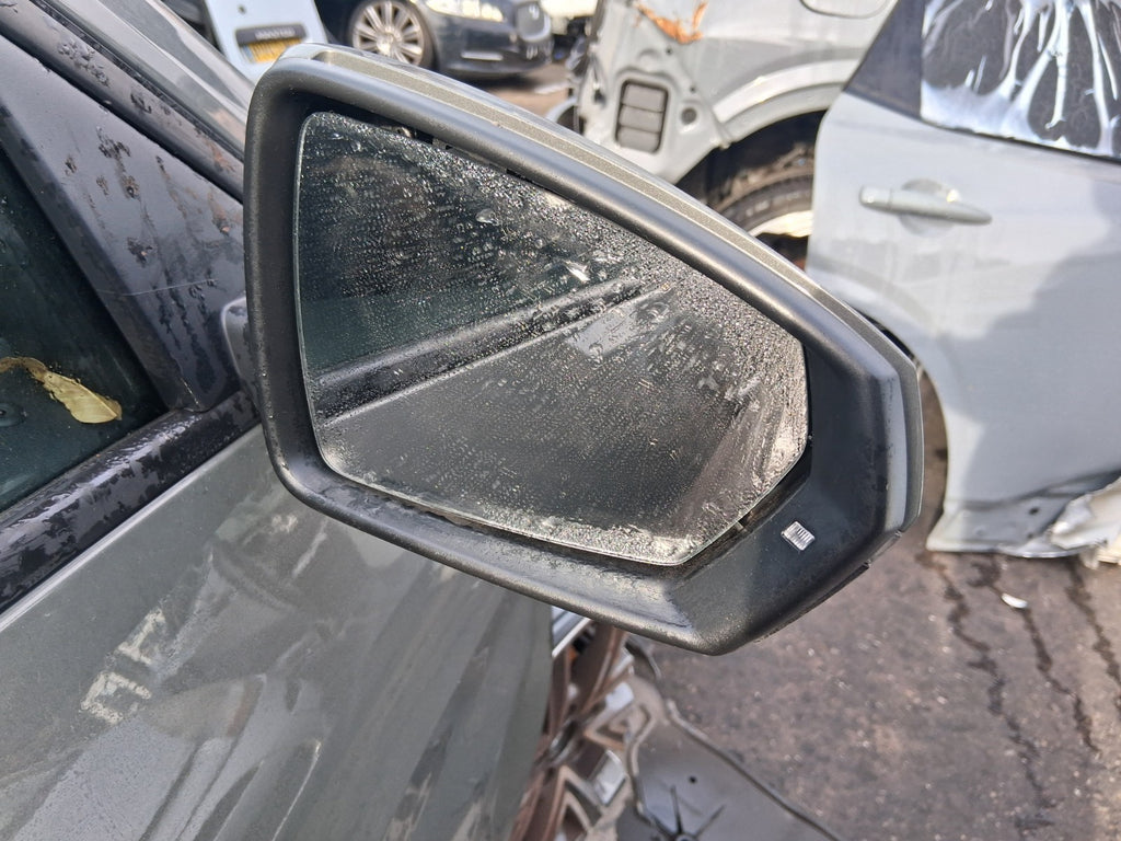 2024 AUDI A1 S LINE MK2 GB OSF DRIVER SIDE RIGHT POWER FOLD WING MIRROR GREY