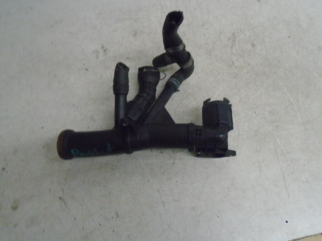 VOLKSWAGEN PASSAT 2017 B8 THERMOSTAT COUPLING COOLANT PIPE 04L121071