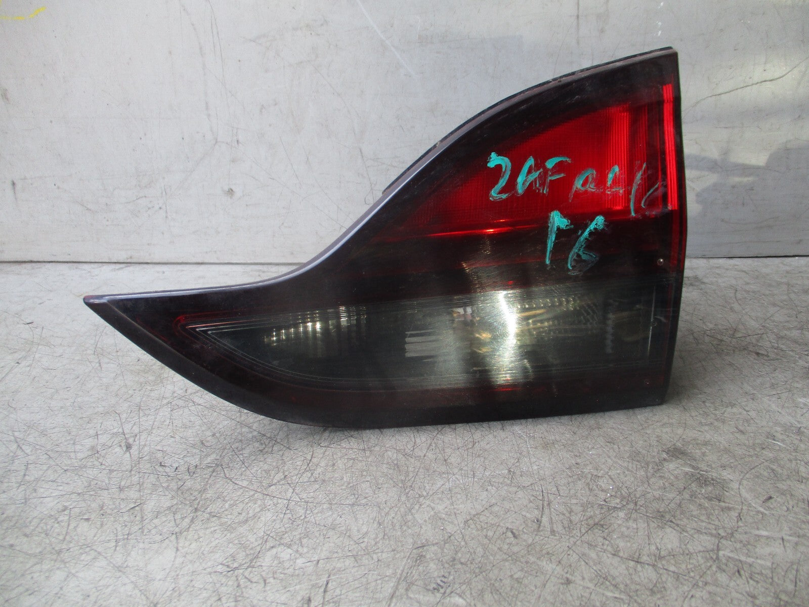 2016 VAUXHALL ZAFIRA C TOURER OSR DRIVER SIDE REAR INNER TAIL LIGHT 13288831