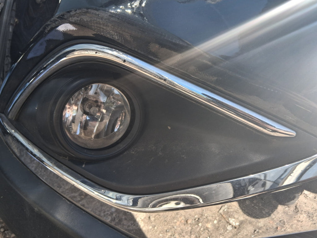 2018 MITSUBISHI OUTLANDER MK3 OSF DRIVER SIDE FRONT FOG LIGHT