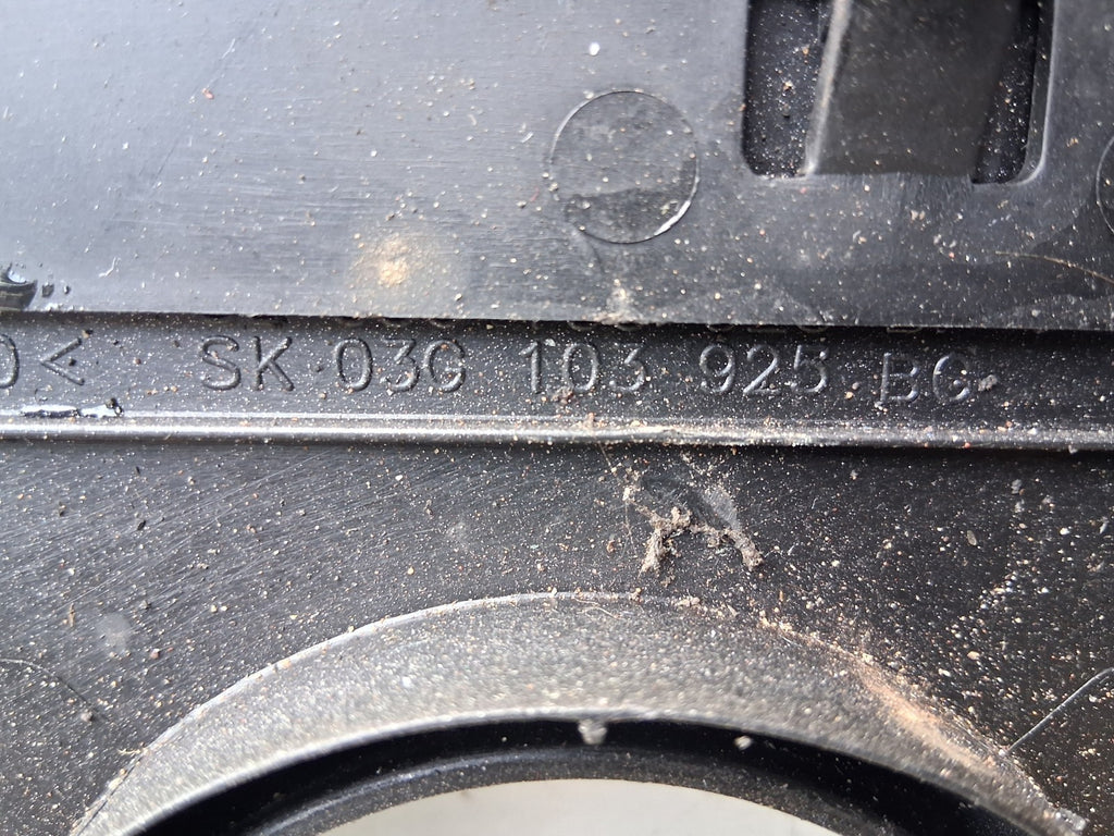 2006 VW VOLKSWAGEN PASSAT B6 ESTATE ENGINE COVER 03C103925
