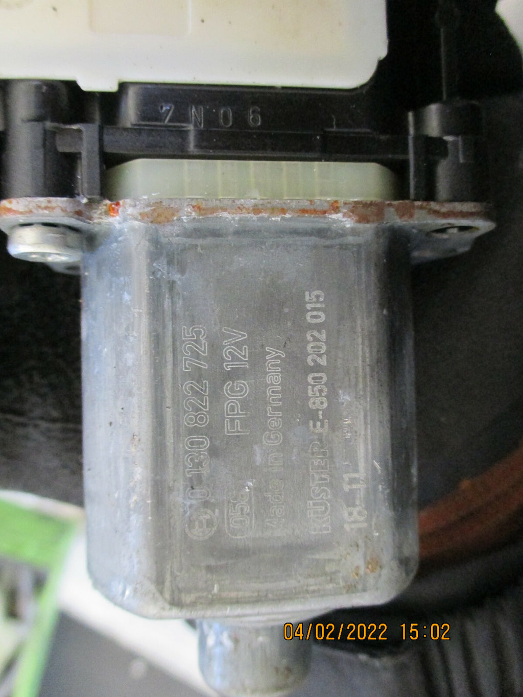 SKODA OCTAVIA 2019 NSR PASSENGER SIDE REAR WINDOW REGULATOR MOTOR 5E0839461 BENT
