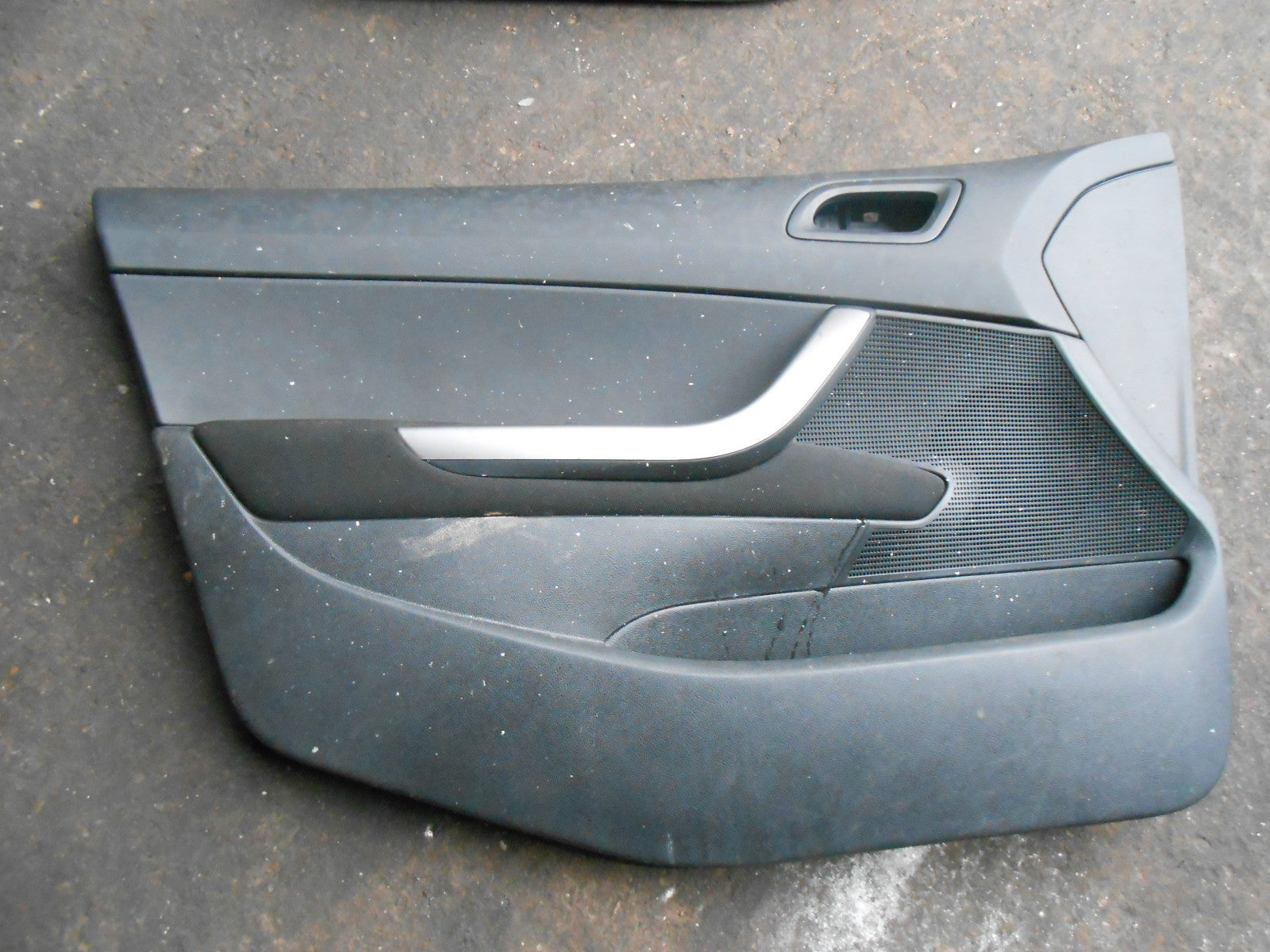 PEUGEOT 308 2013 MK1 5 DOOR NS PASSENGER FRONT DOOR CARD PANEL 96815315ZD
