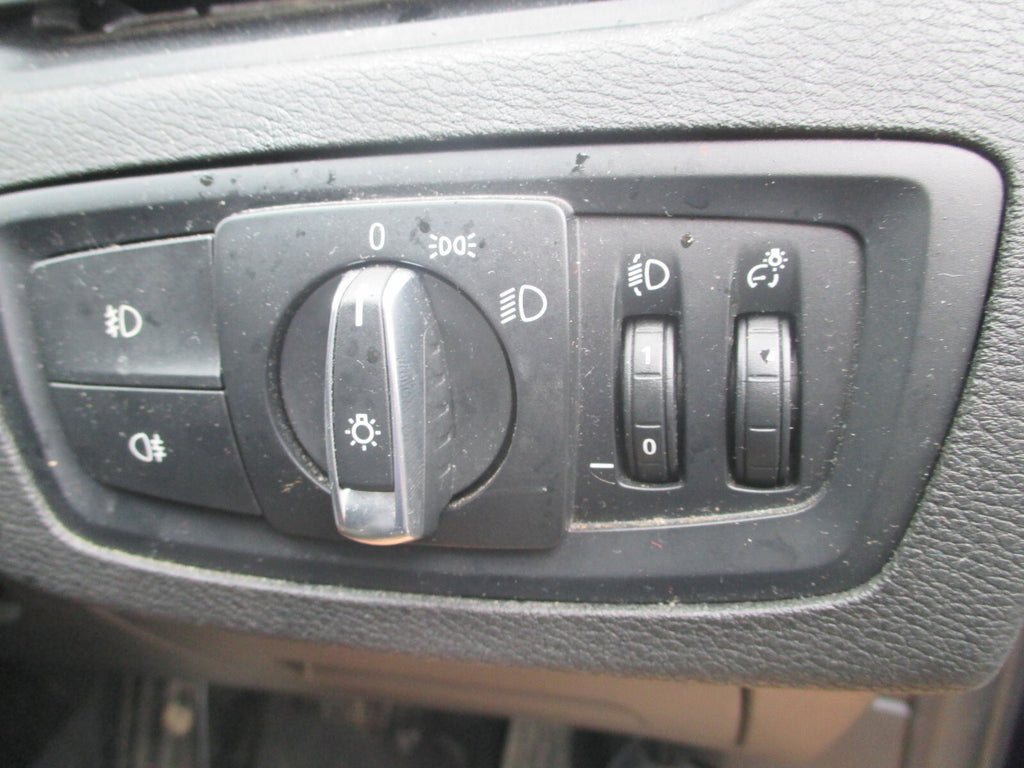 BMW X1 2018 F48 HEADLIGHT & FOGLIGHT CONTROL SWITCH