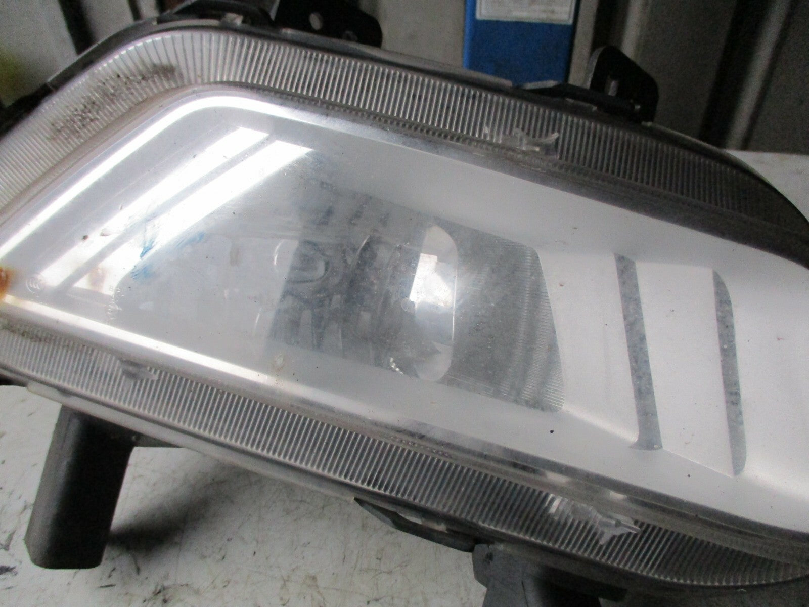 MG MG6 GT TURBO 2012 OS DRIVER SIDE FRONT BUMPER FOG SPOT LIGHT 10012113