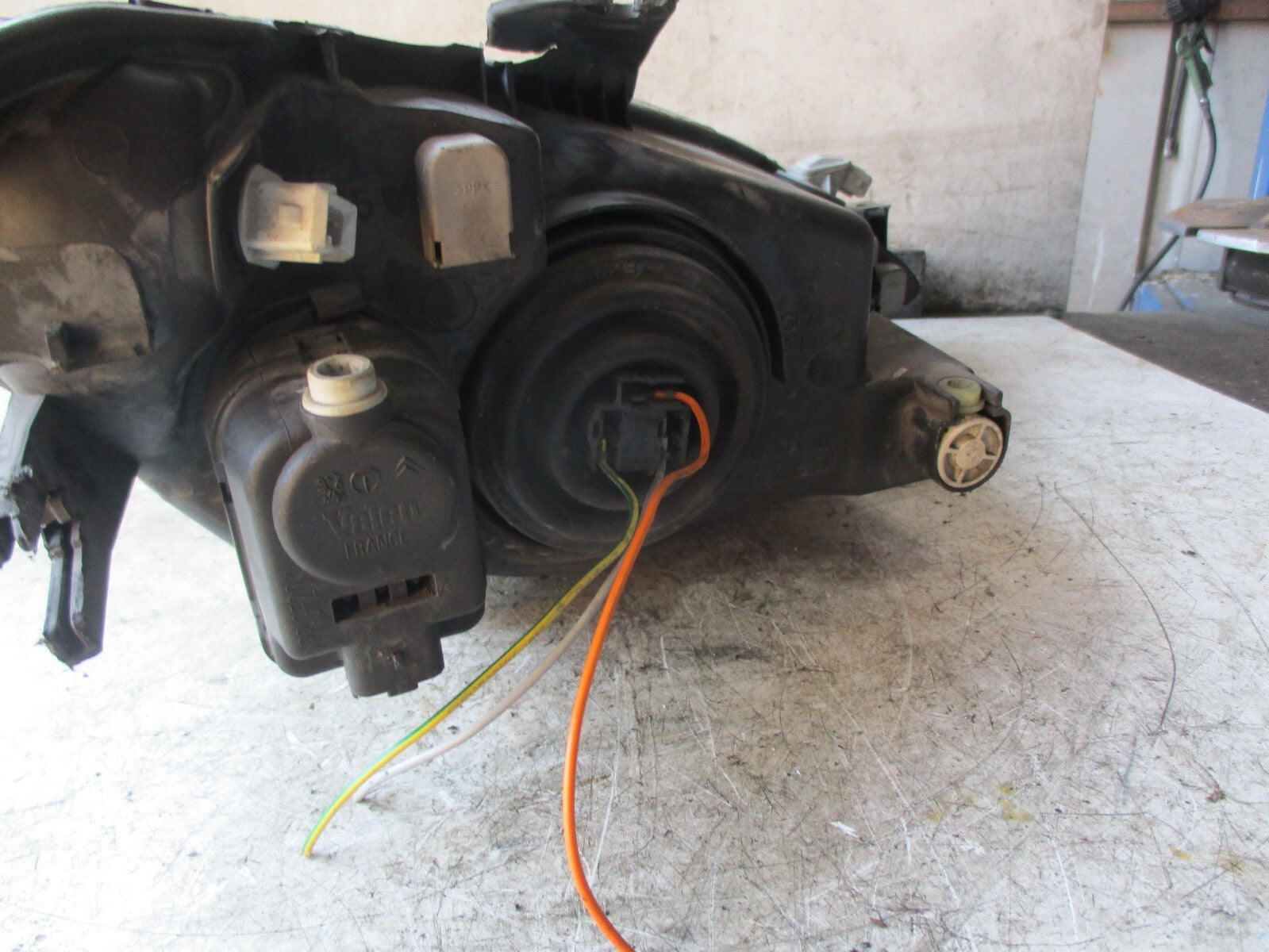 PEUGEOT 206 2005 NSF PASSENGERS SIDE FRONT HEADLIGHT HEADLAMP 9630869780