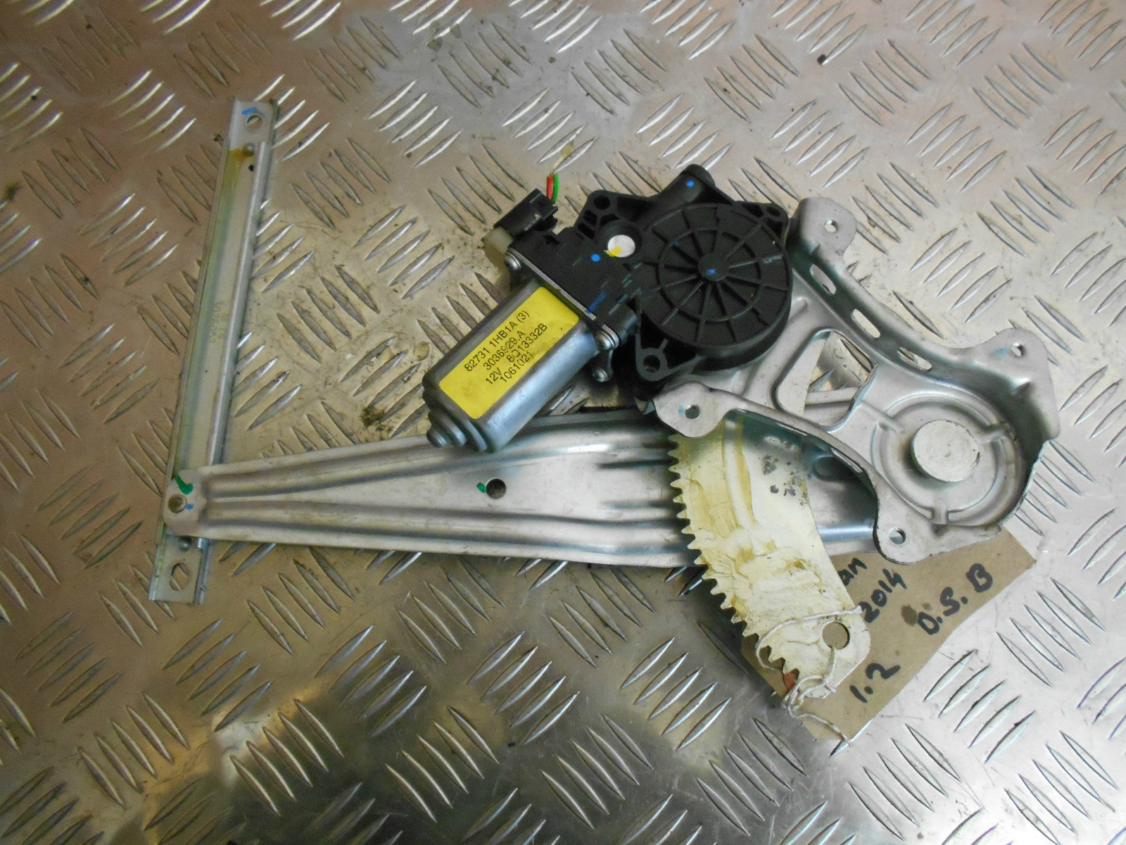 NISSAN NOTE E12 2014 OSR DRIVER SAIDE REAR WINDOW MOTOR REGULATOR 82731 1HB1A