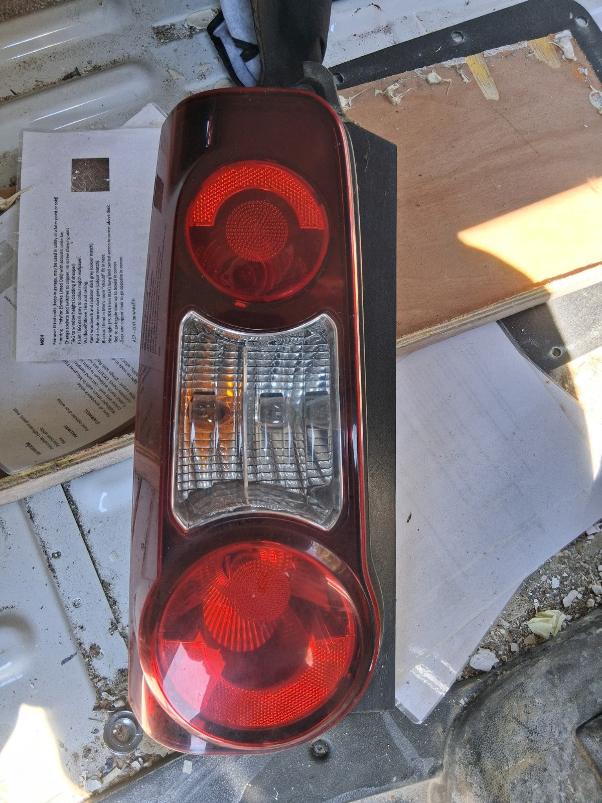2015 PEUGEOT PARTNER MK2 NSR PASSENGER SIDE REAR RIGHT TAIL LIGHT LAMP